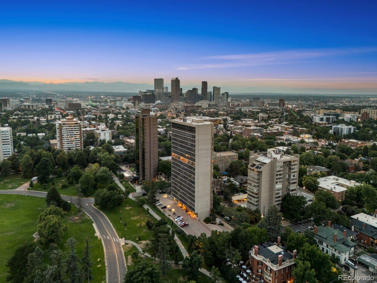 1201 N Williams Street Unit: 17A