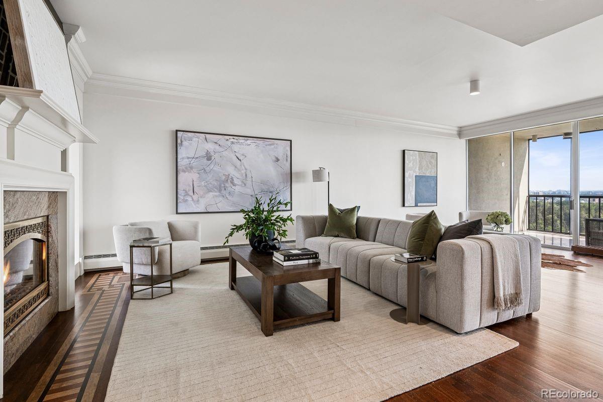 1201 N Williams Street Unit: 17A