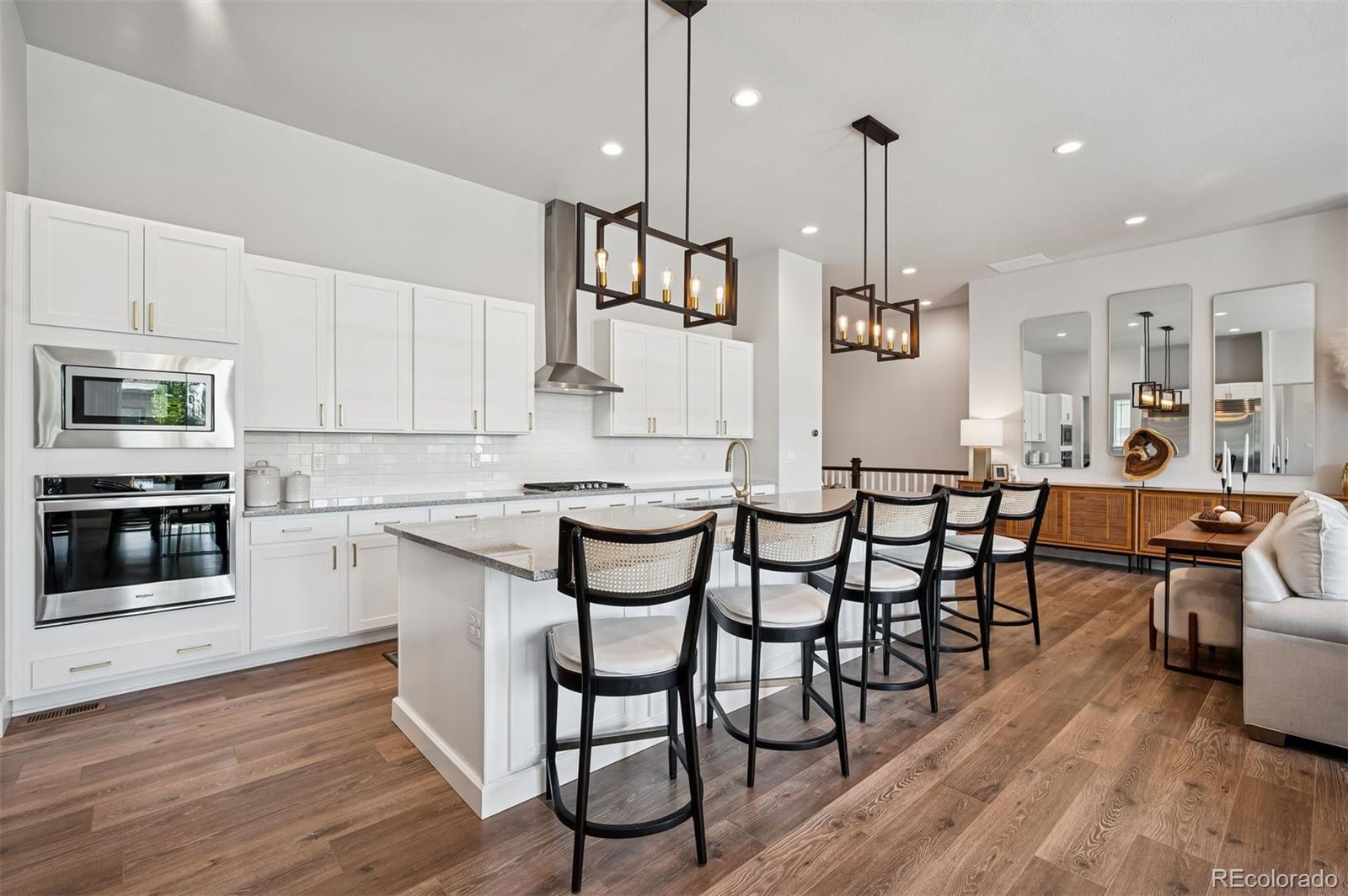 8758 S Quatar Street