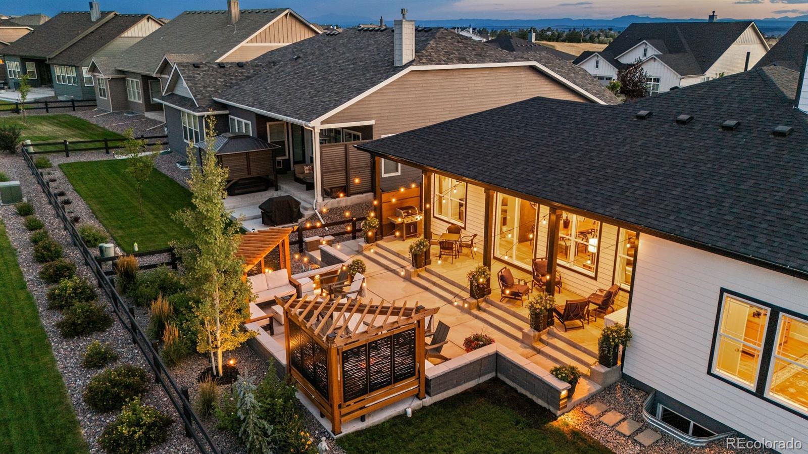 8758 S Quatar Street