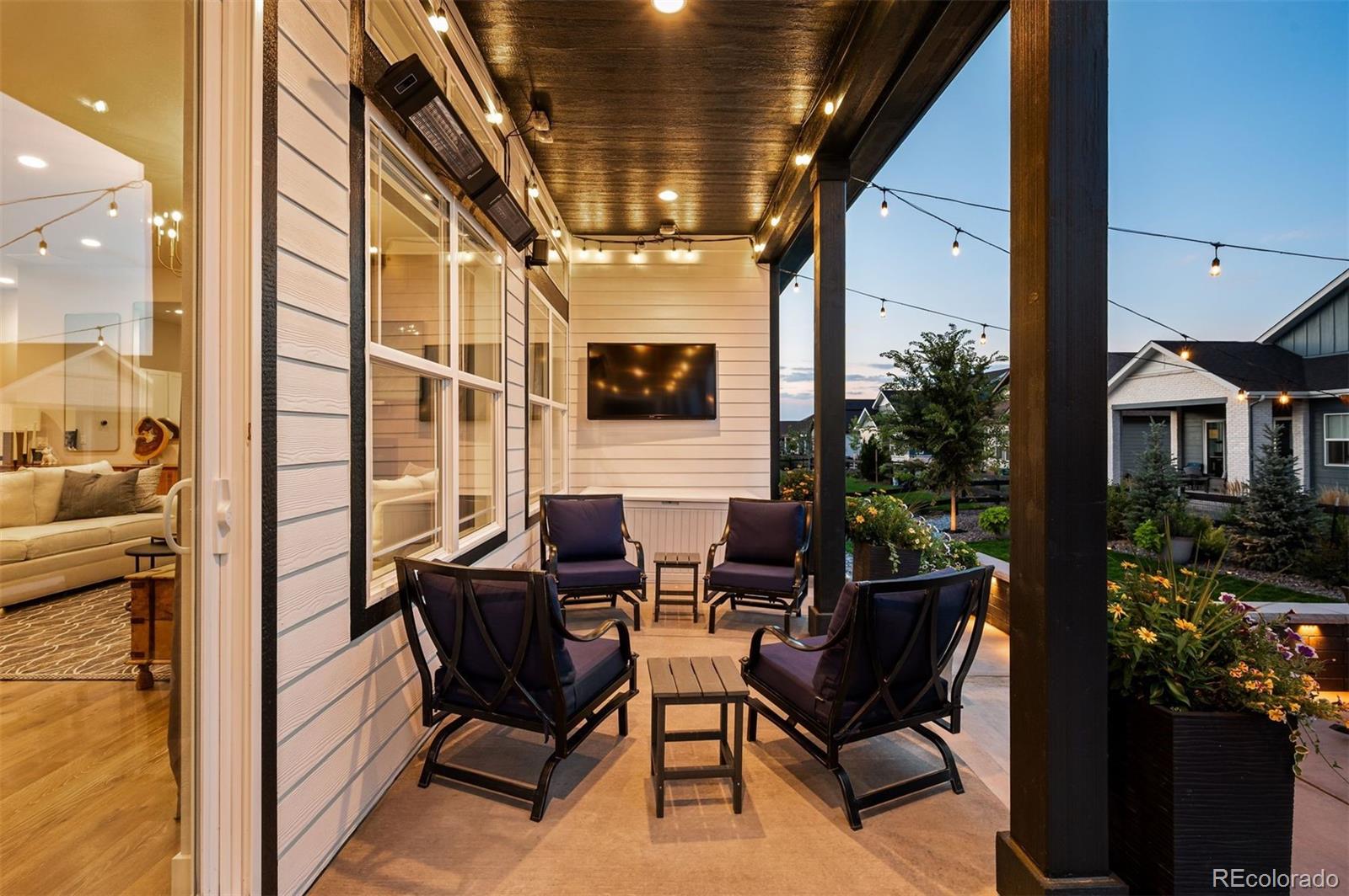 8758 S Quatar Street