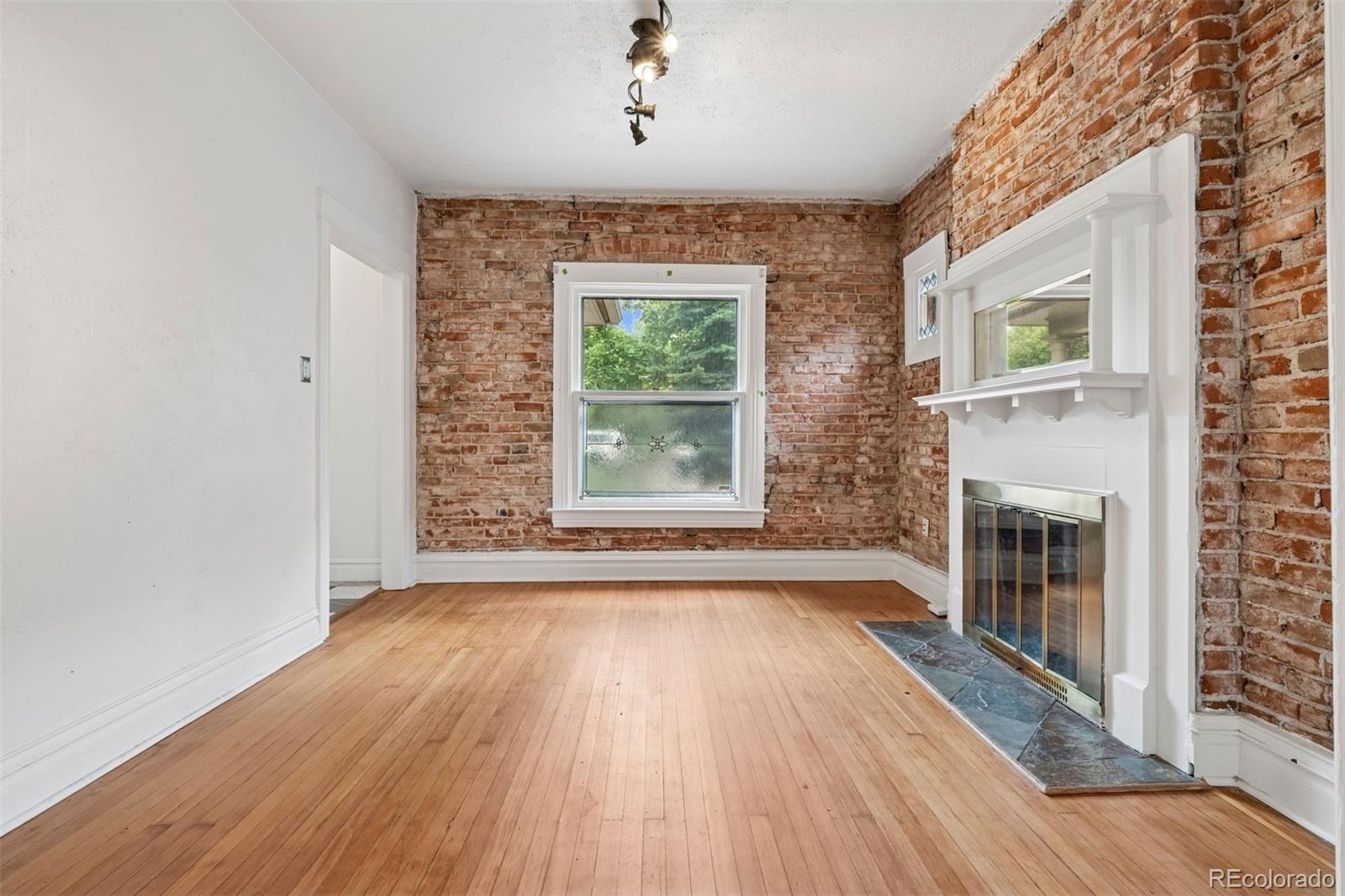 533 S Emerson Street