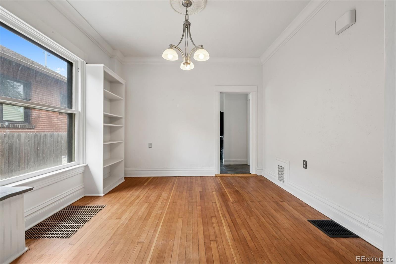 533 S Emerson Street