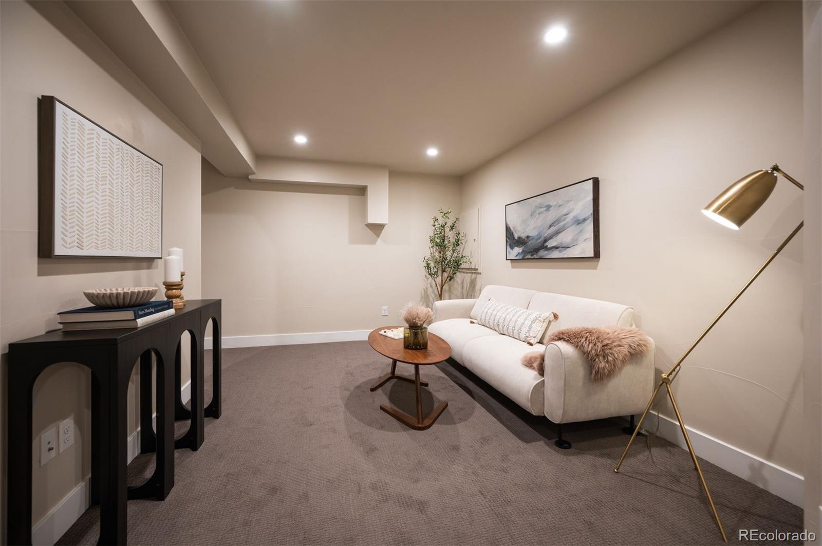 409 Harrison Street Unit: 2