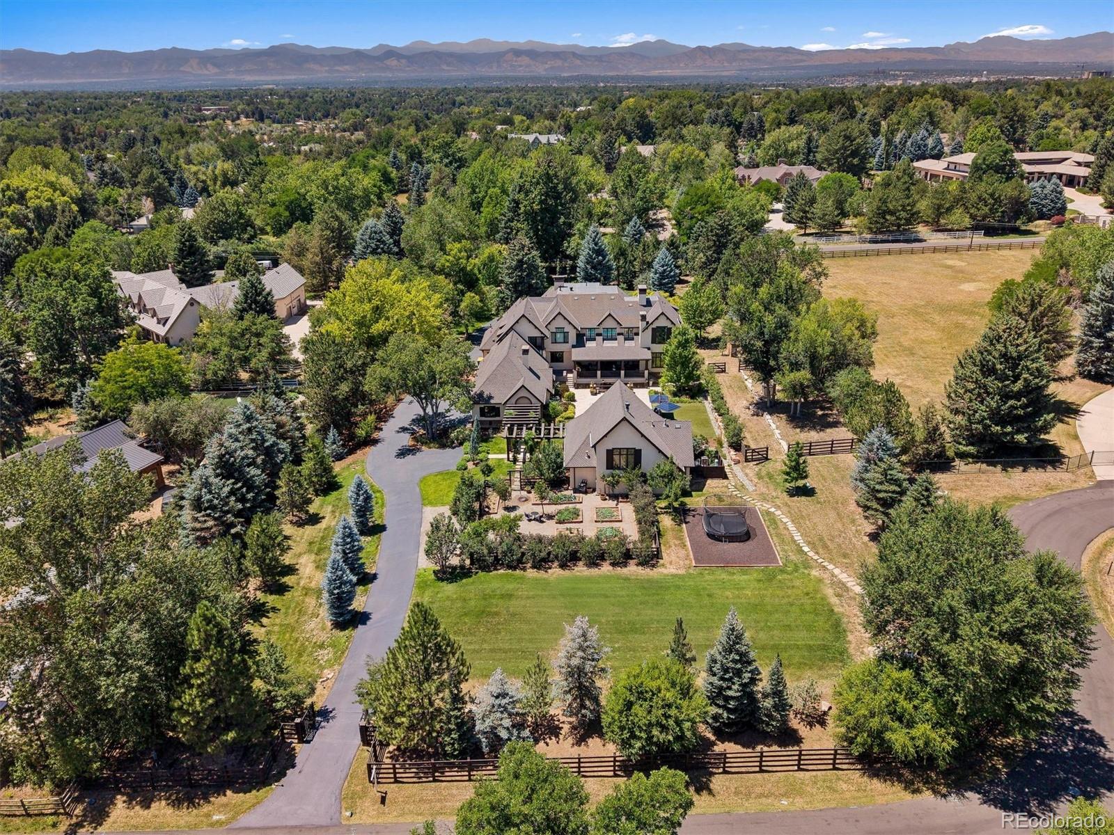 4 Vista Road