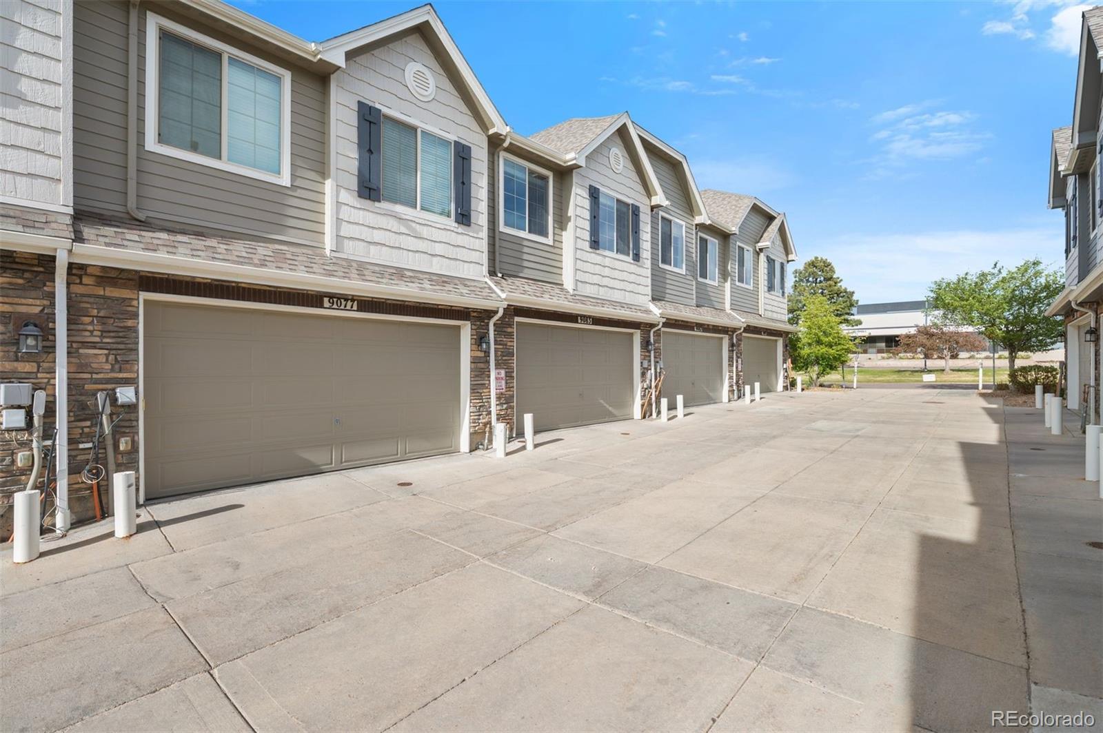 9077 E Phillips Lane