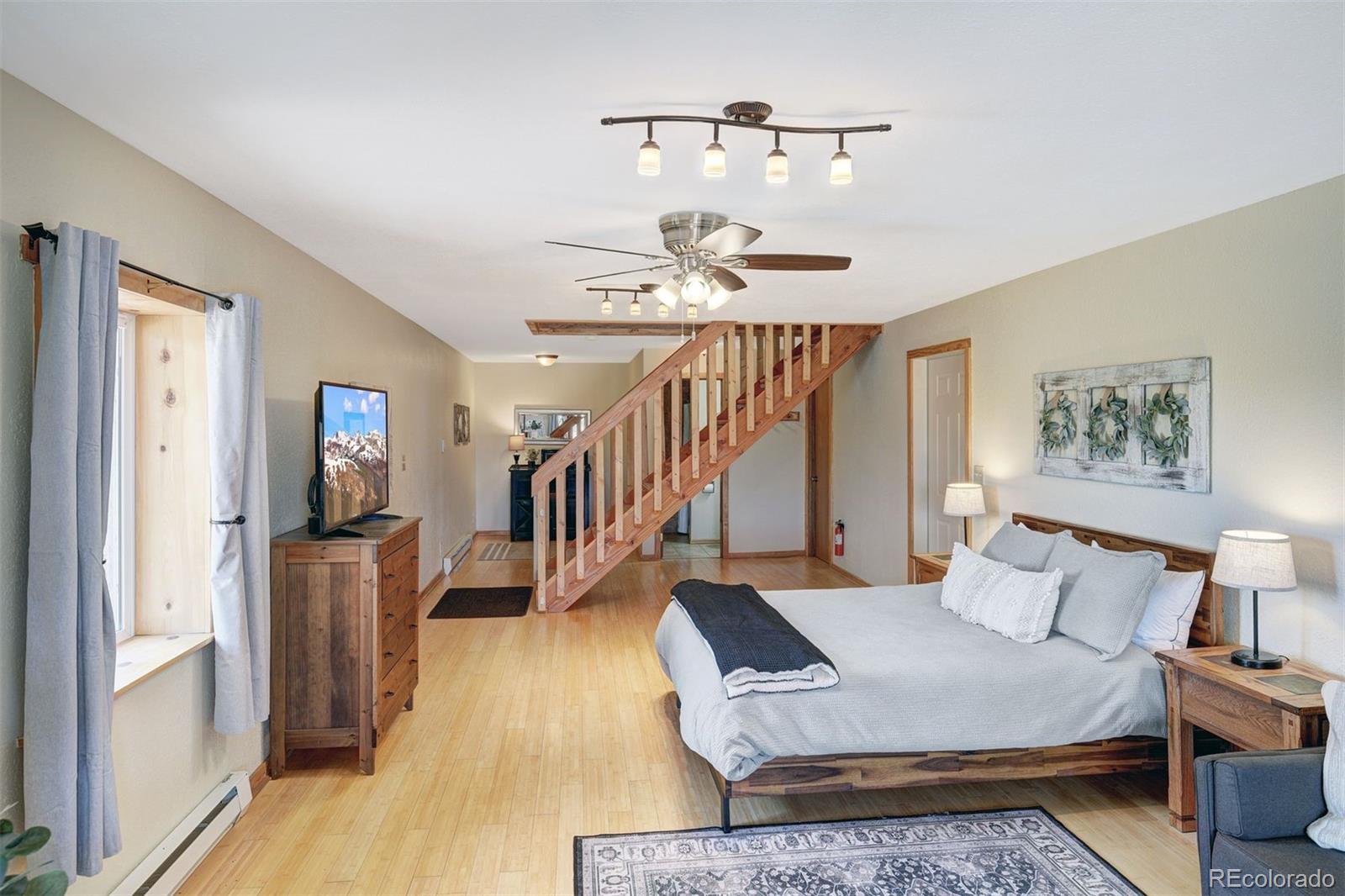 4018 Arrowhead Drive