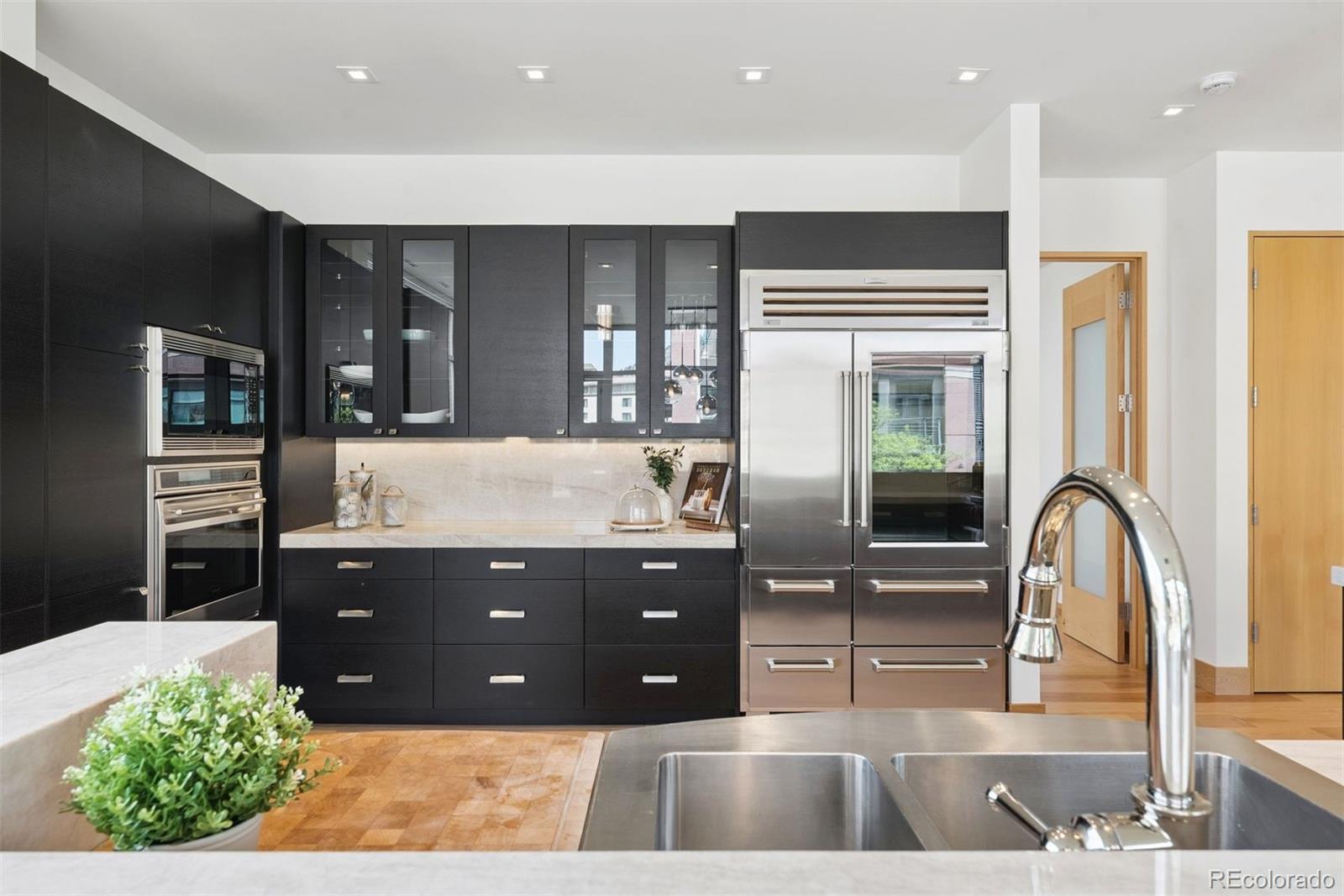 1155 Canyon Boulevard Unit: 209