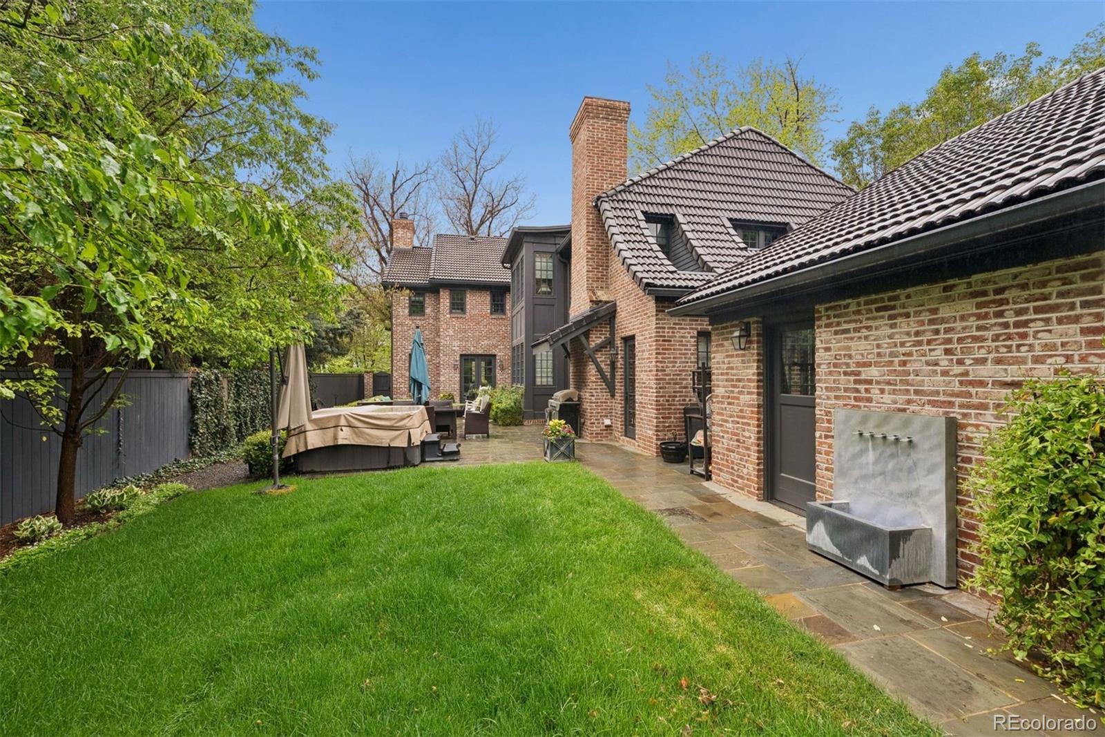 580 Race Street Unit: "L"