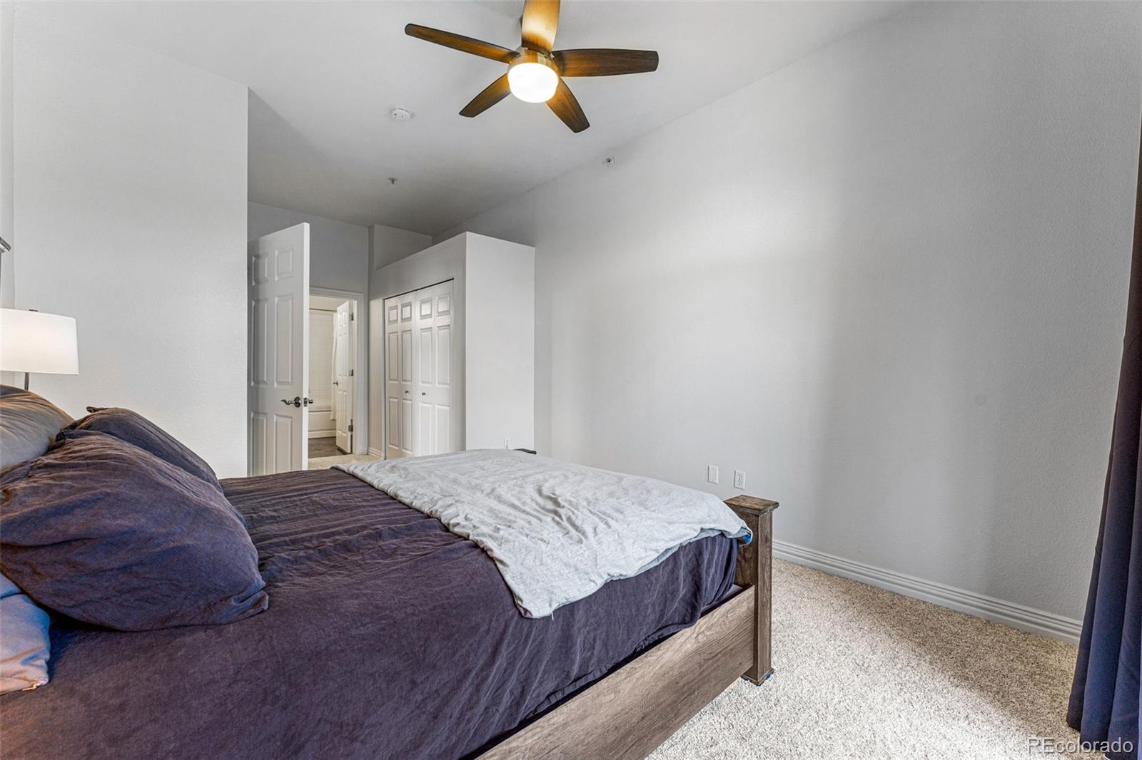 277 N Broadway Unit: 207