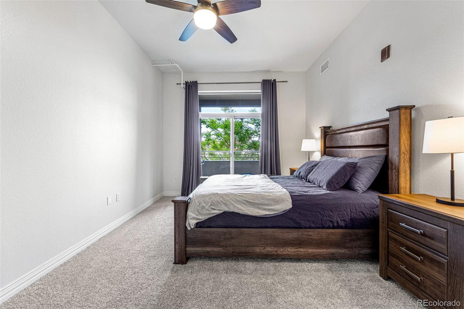 277 N Broadway Unit: 207