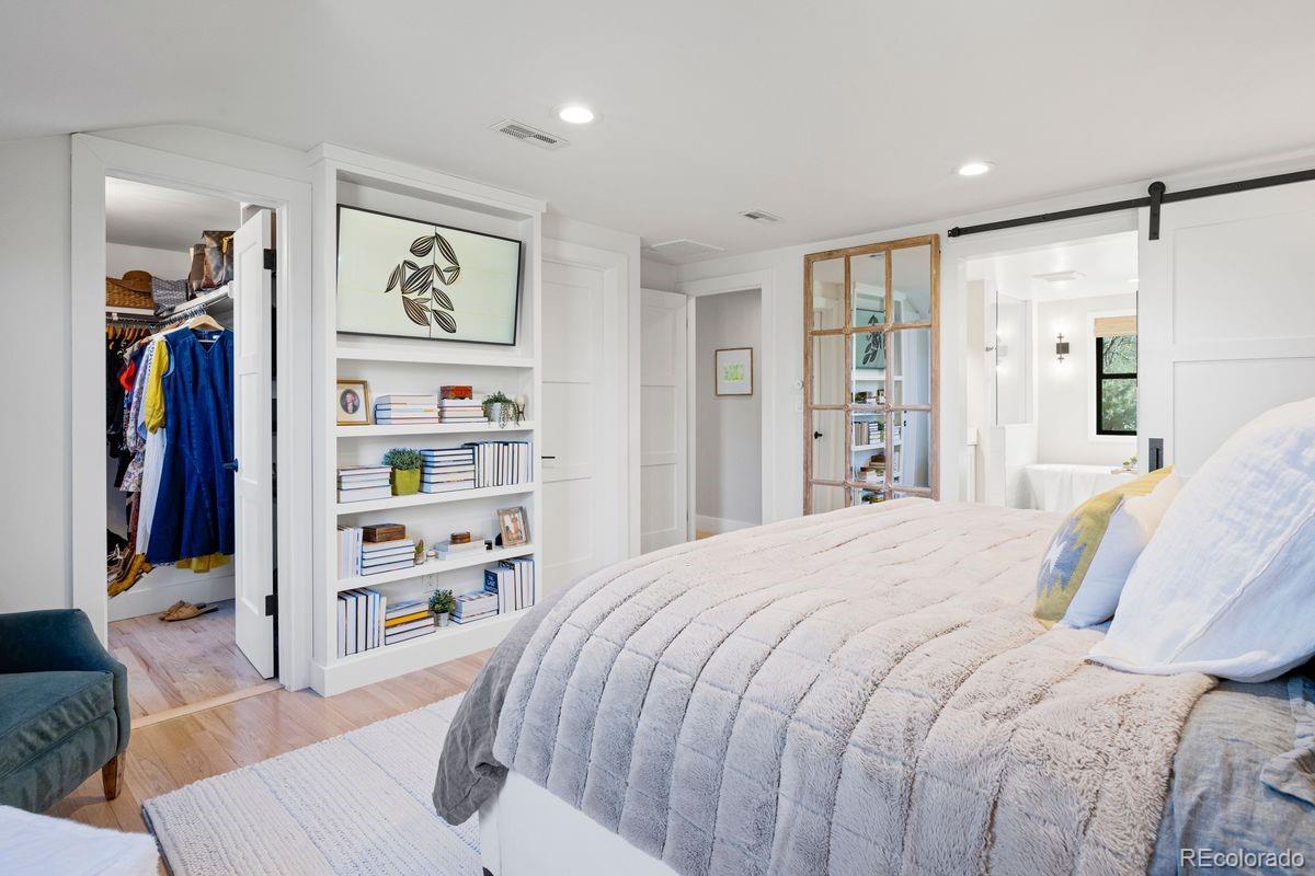 2250 Crestridge Drive