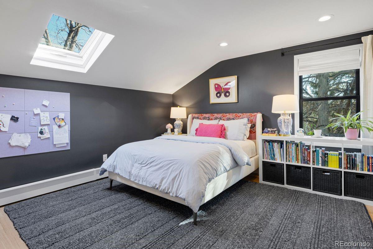 2250 Crestridge Drive