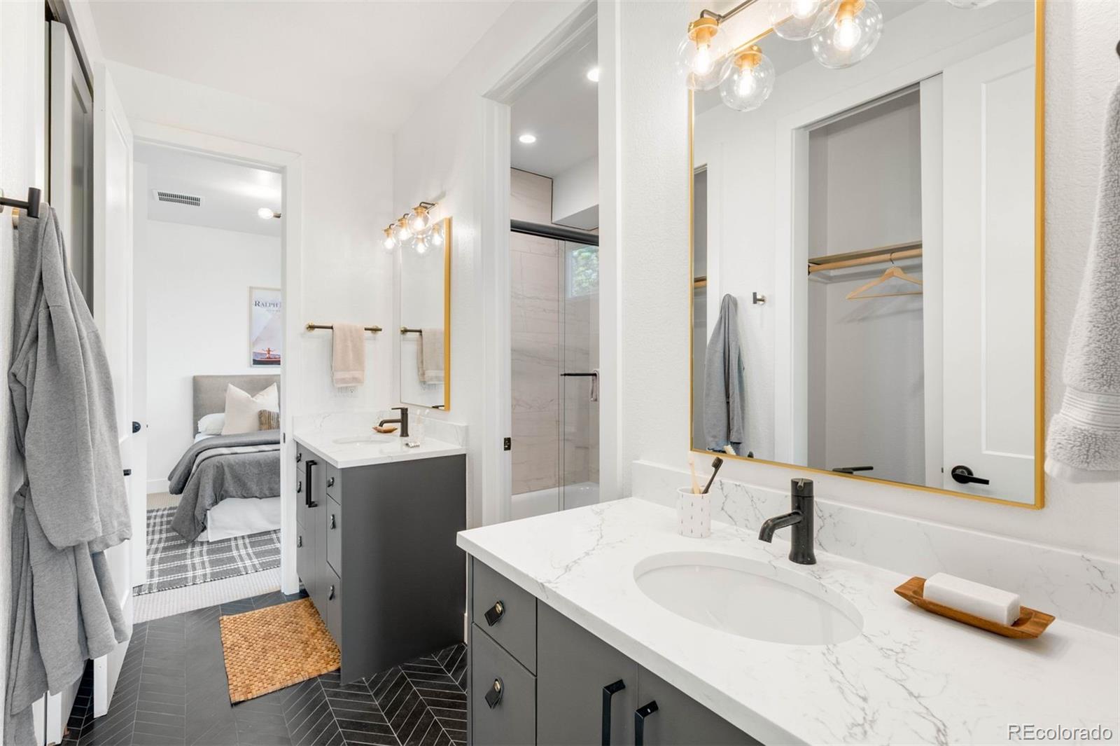 4227 Mariposa Street