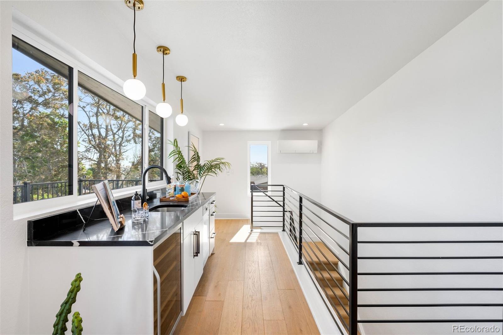 4227 Mariposa Street