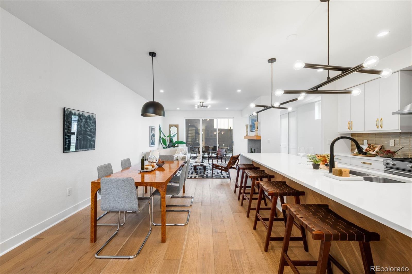 4227 Mariposa Street