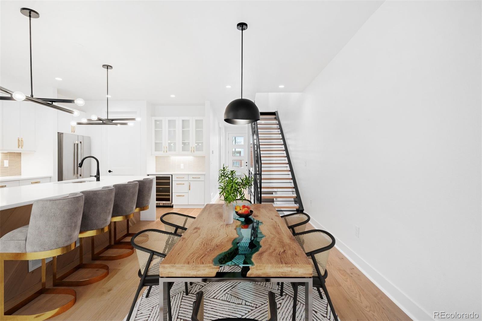 4227 Mariposa Street