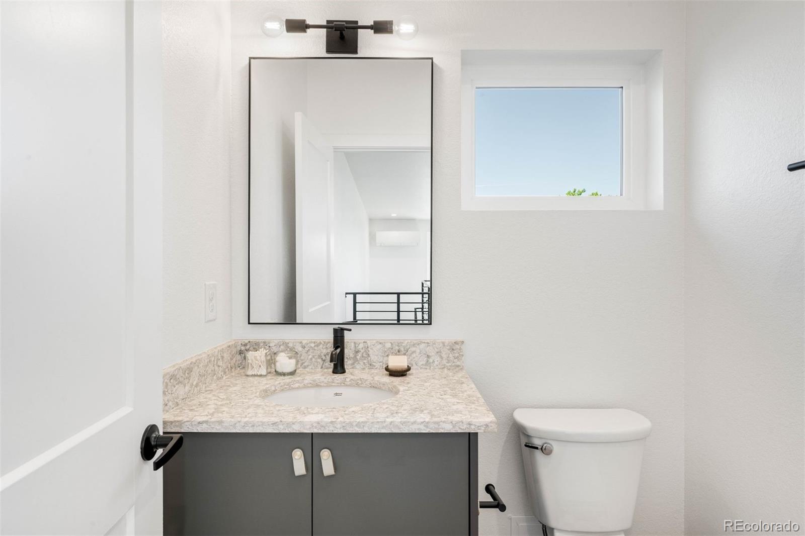 4227 Mariposa Street