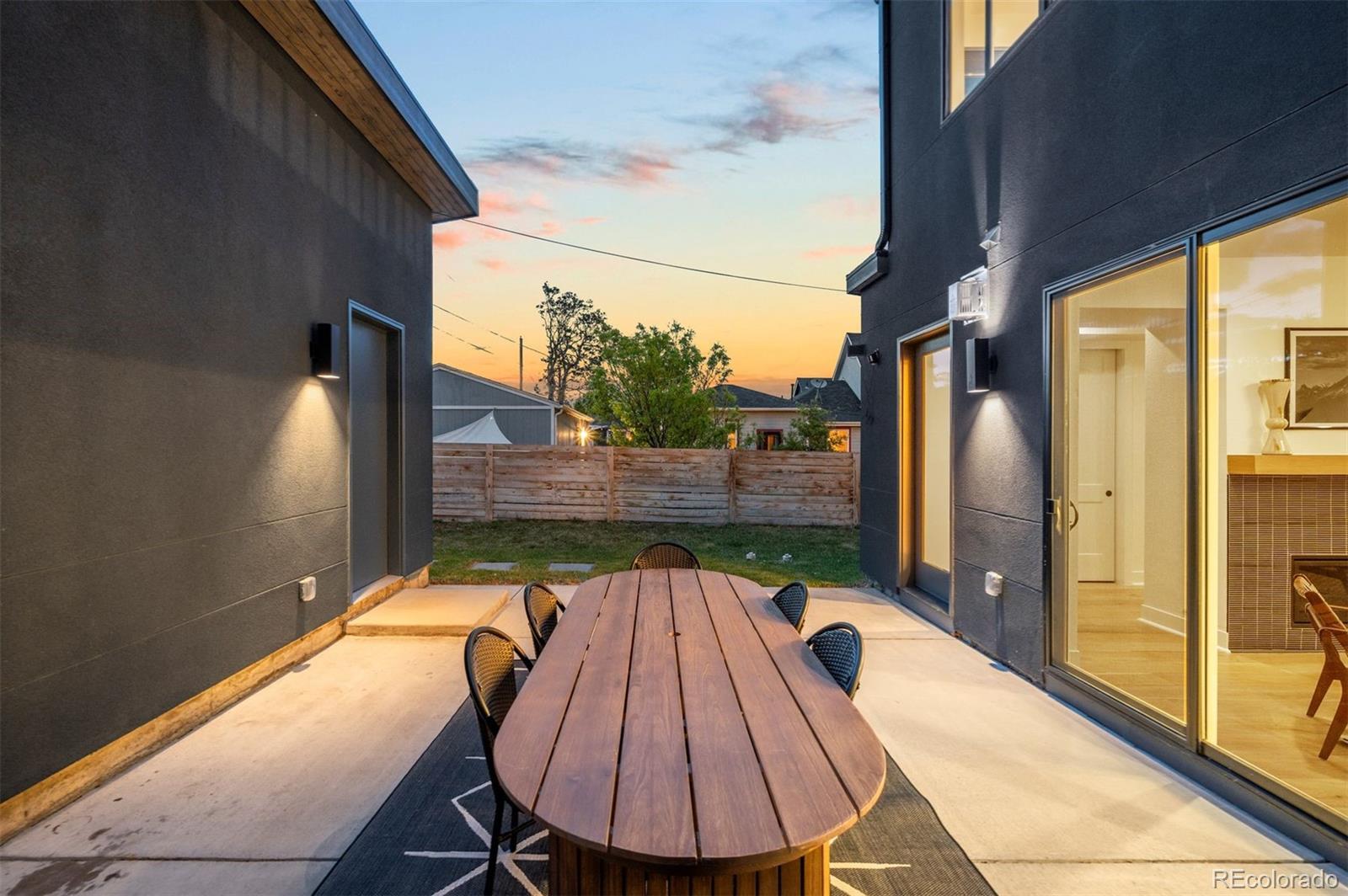 4227 Mariposa Street