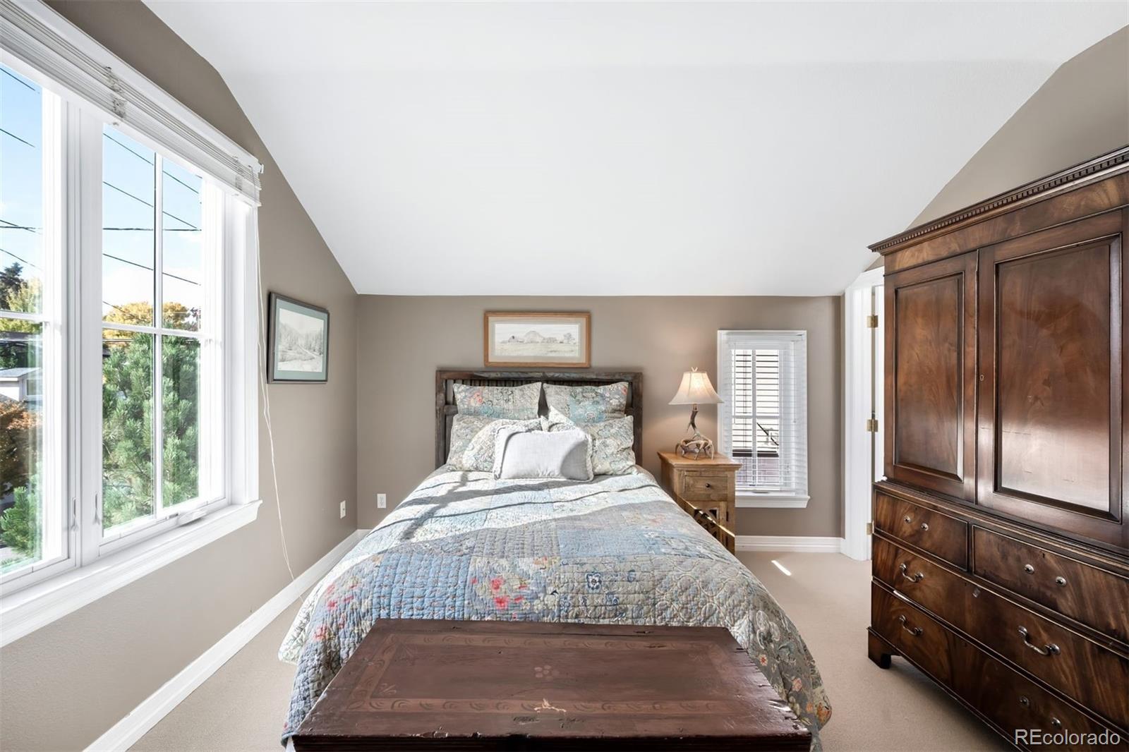 2735 E Wesley Avenue