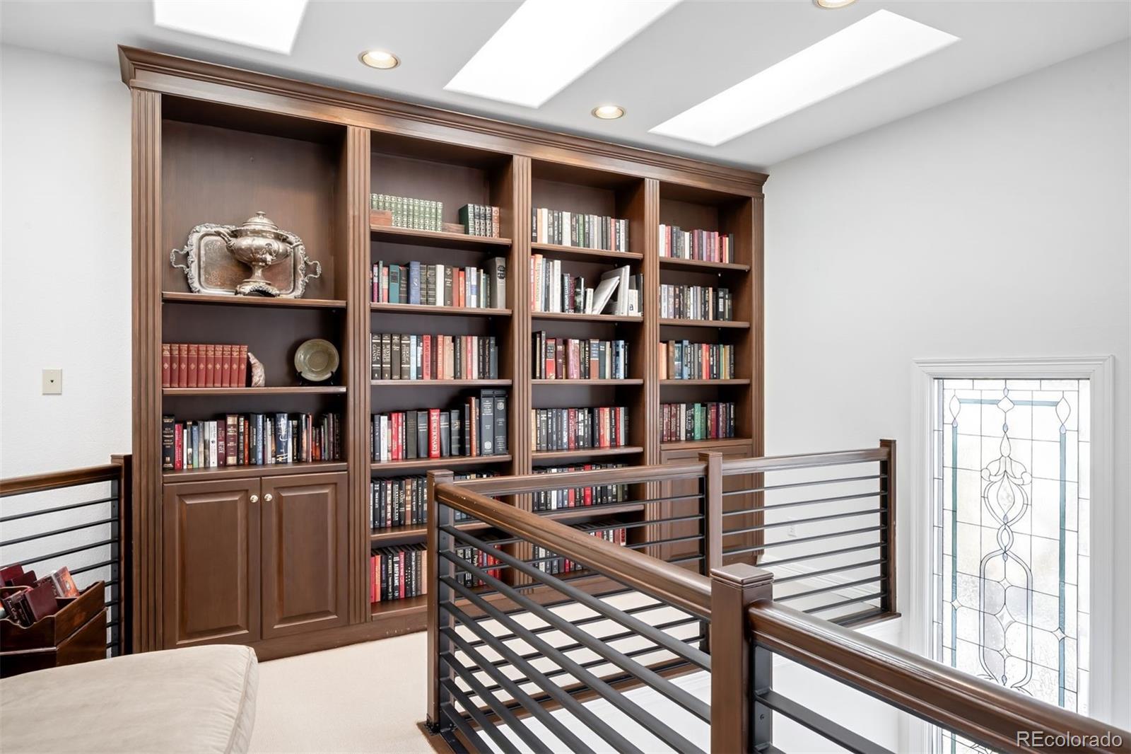 2735 E Wesley Avenue