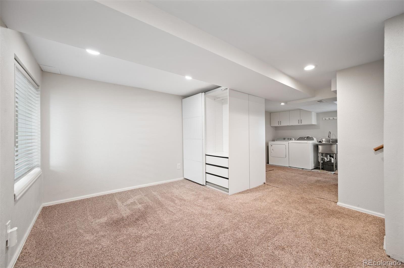 13328 Ash Circle