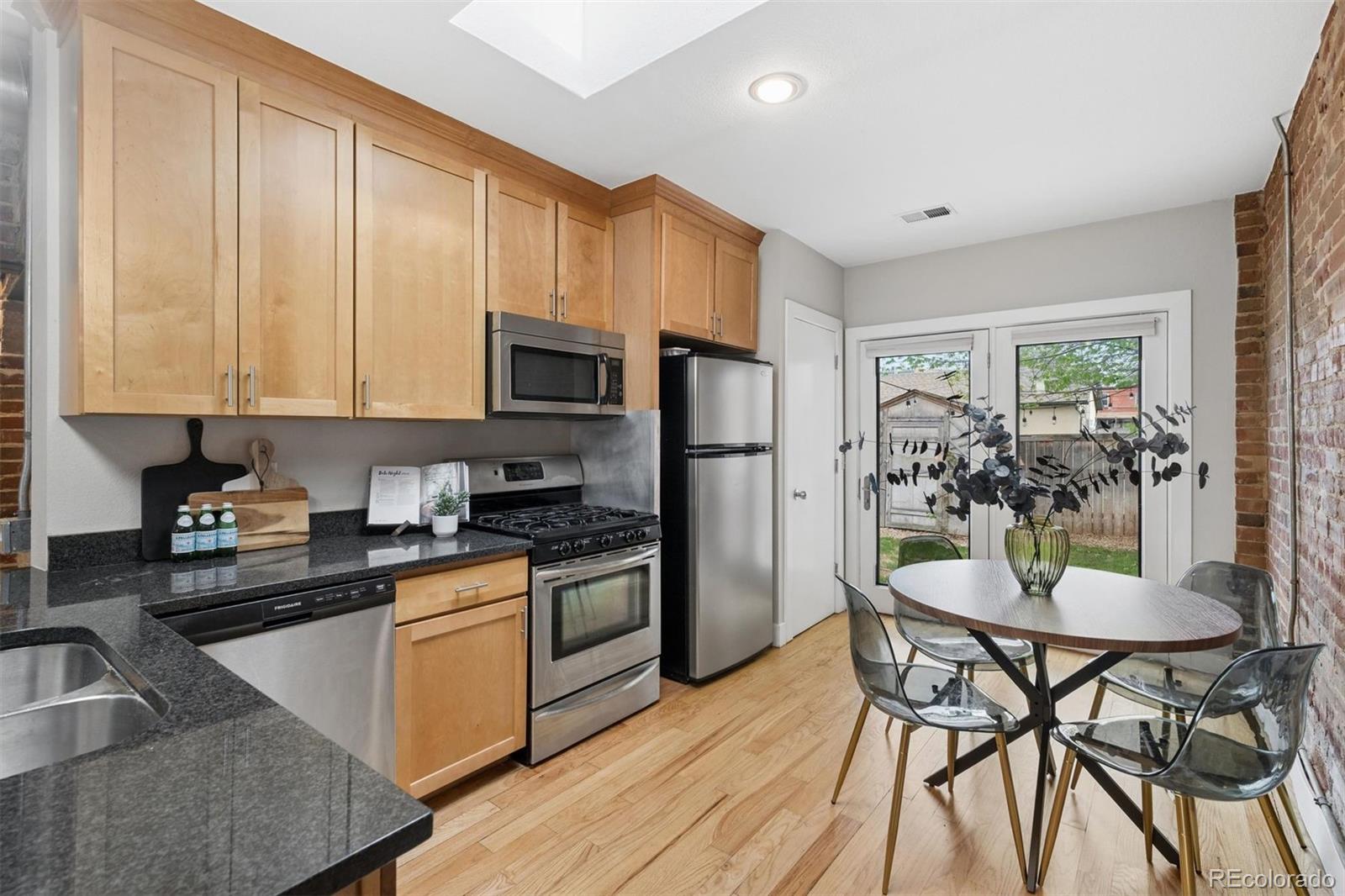 2440 W 33rd Avenue