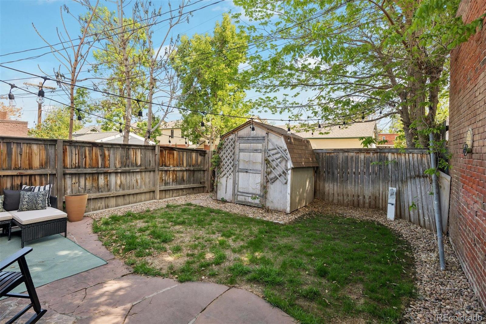 2440 W 33rd Avenue