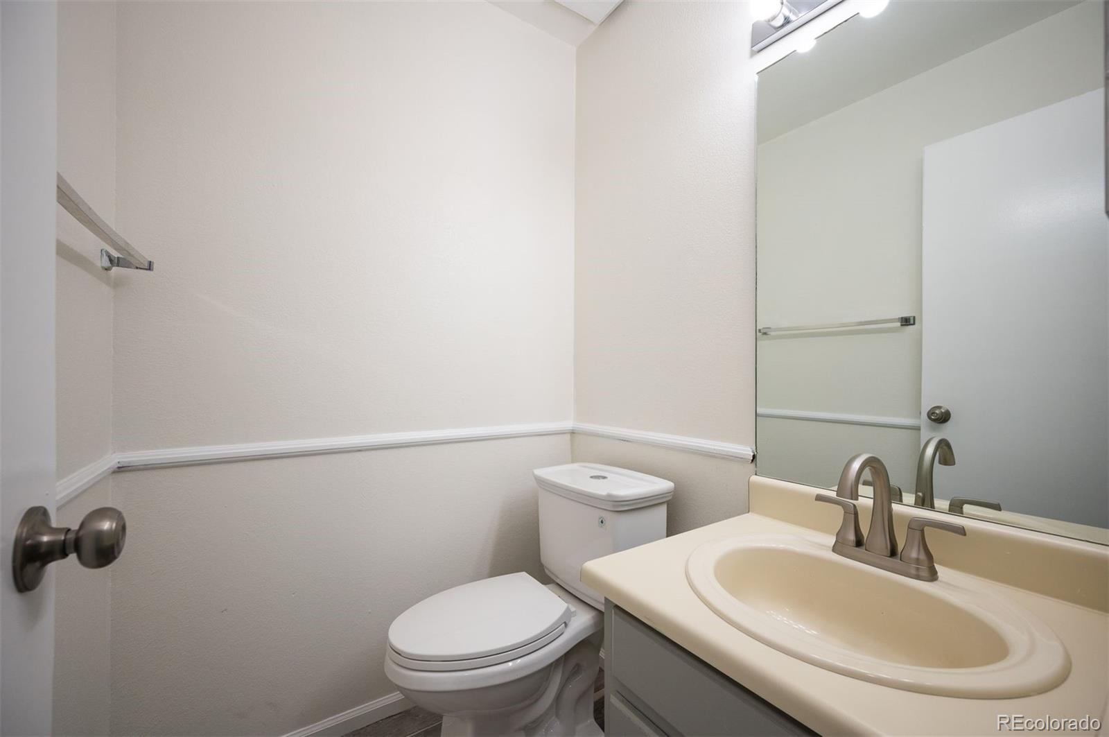 15503 E Wyoming Drive Unit: B