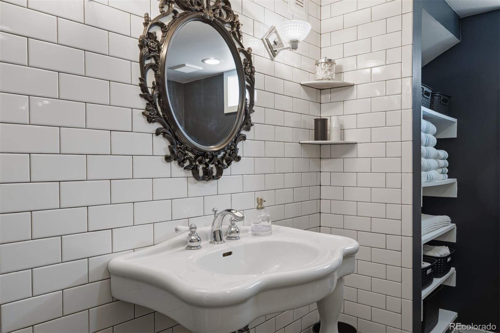 1550 S Saint Paul Street