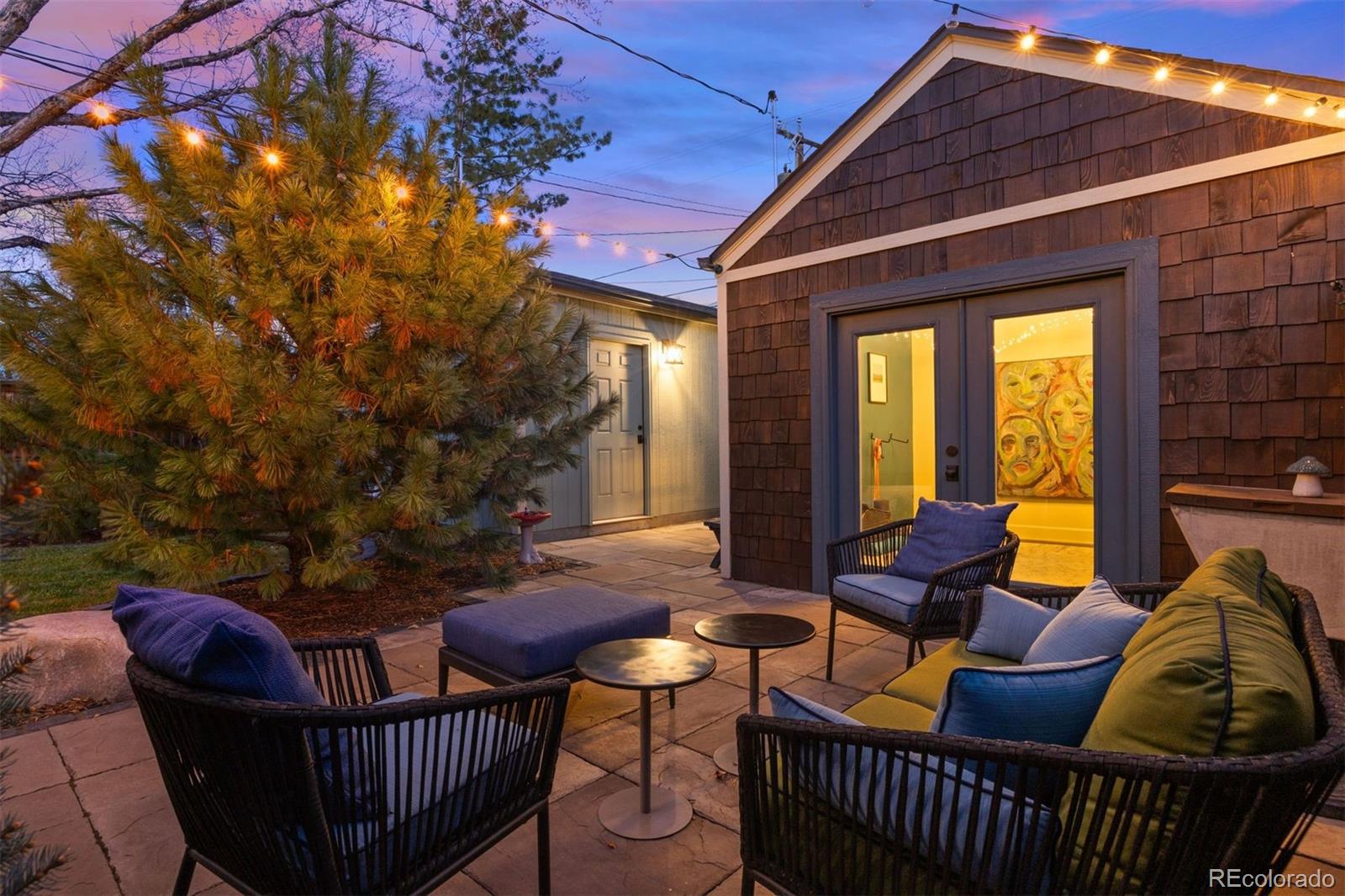 1550 S Saint Paul Street