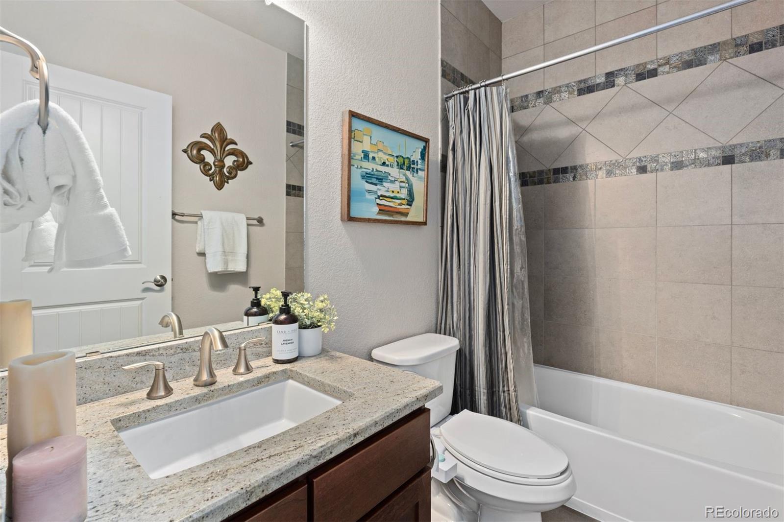 15290 W Baker Avenue