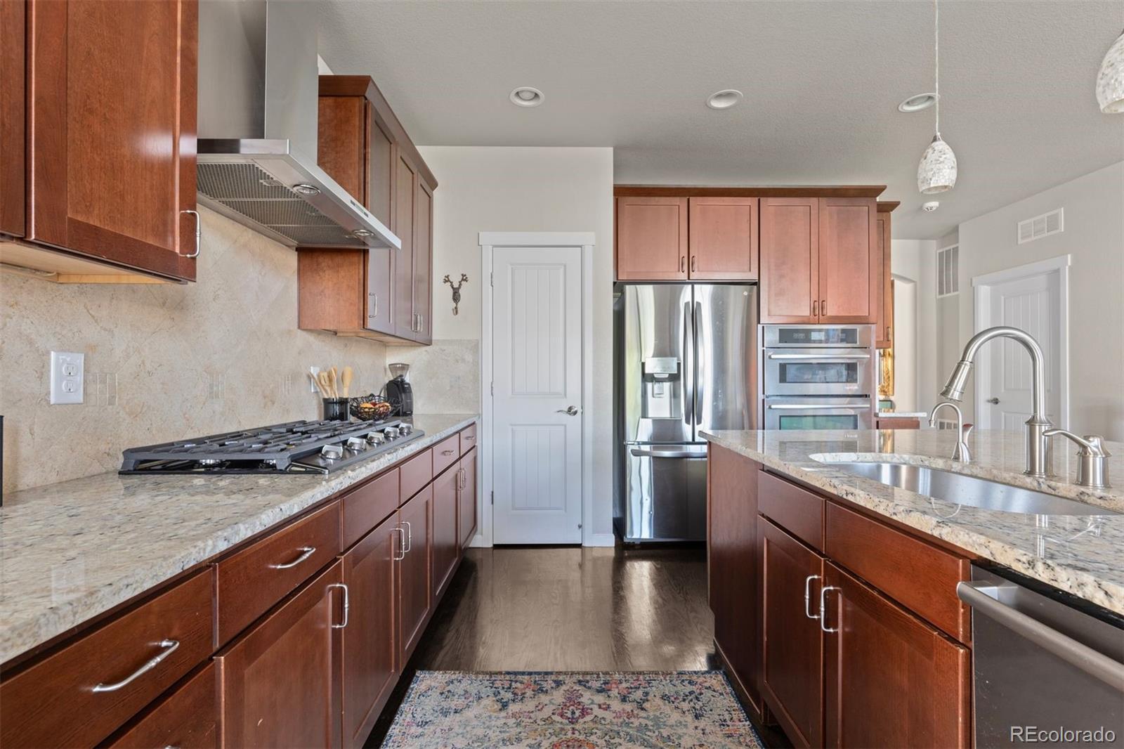 15290 W Baker Avenue