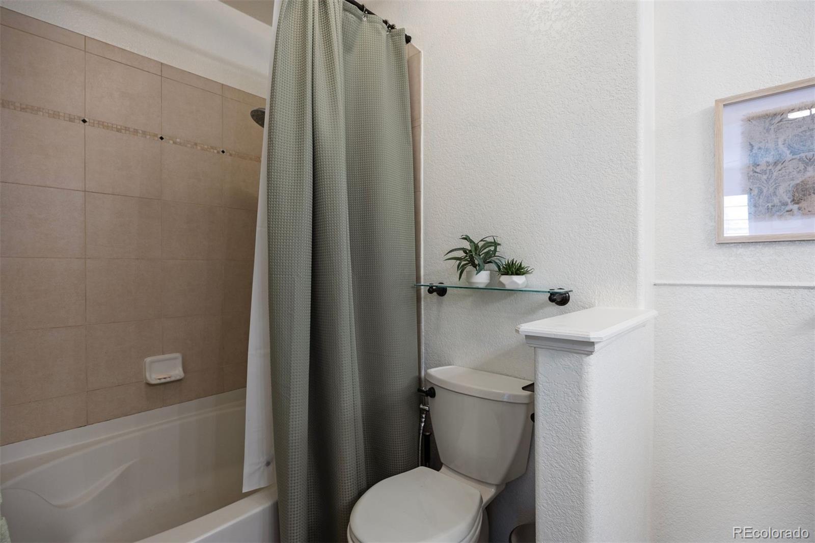 15700 E Jamison Drive Unit: 7-205