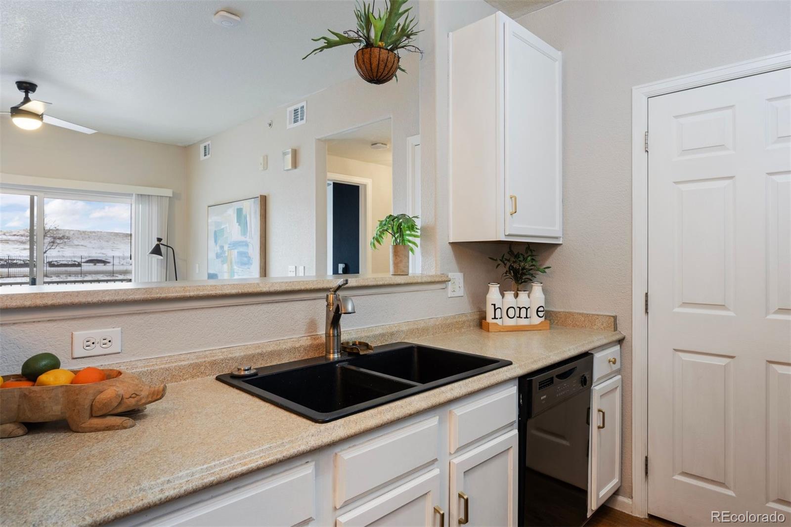 15700 E Jamison Drive Unit: 7-205