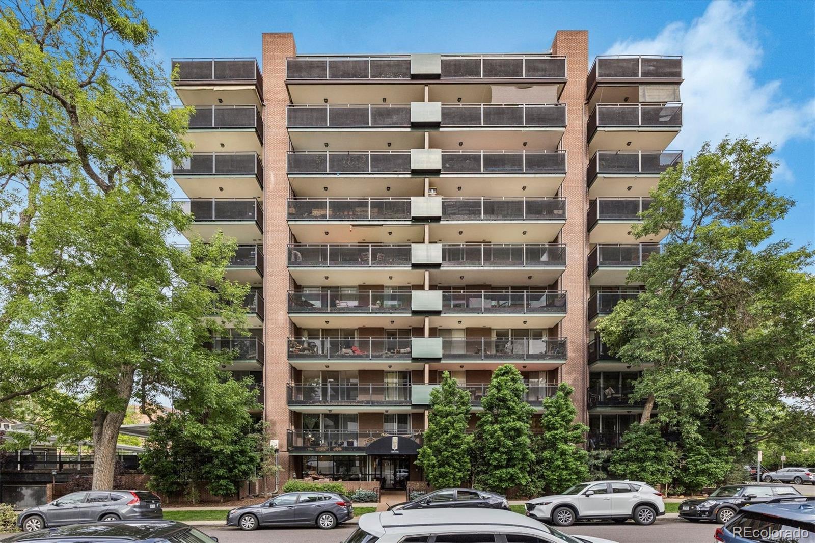 1200 Vine Street Unit: 3C