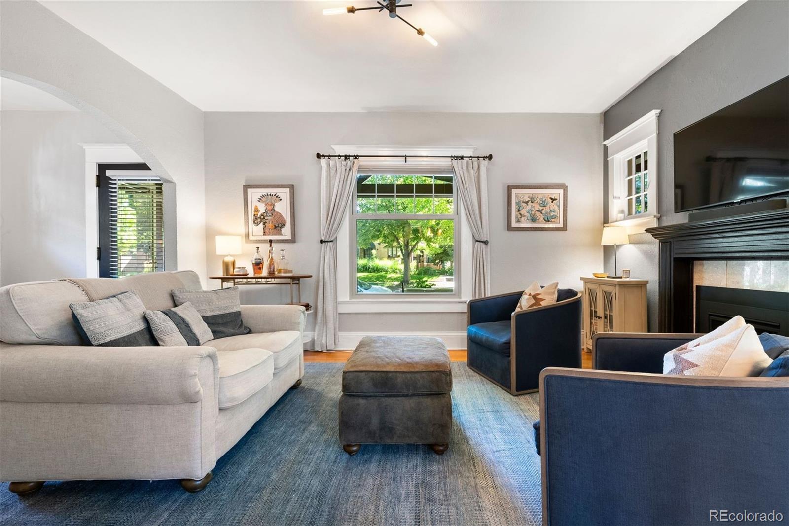 1059 S Williams Street