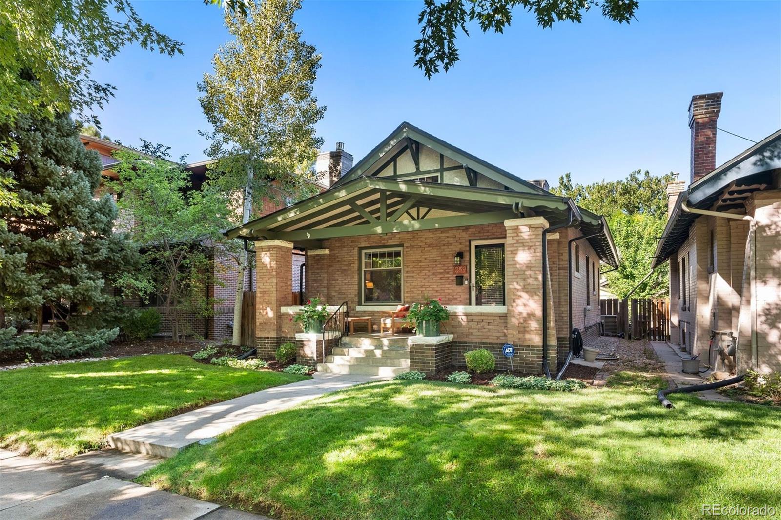 1059 S Williams Street