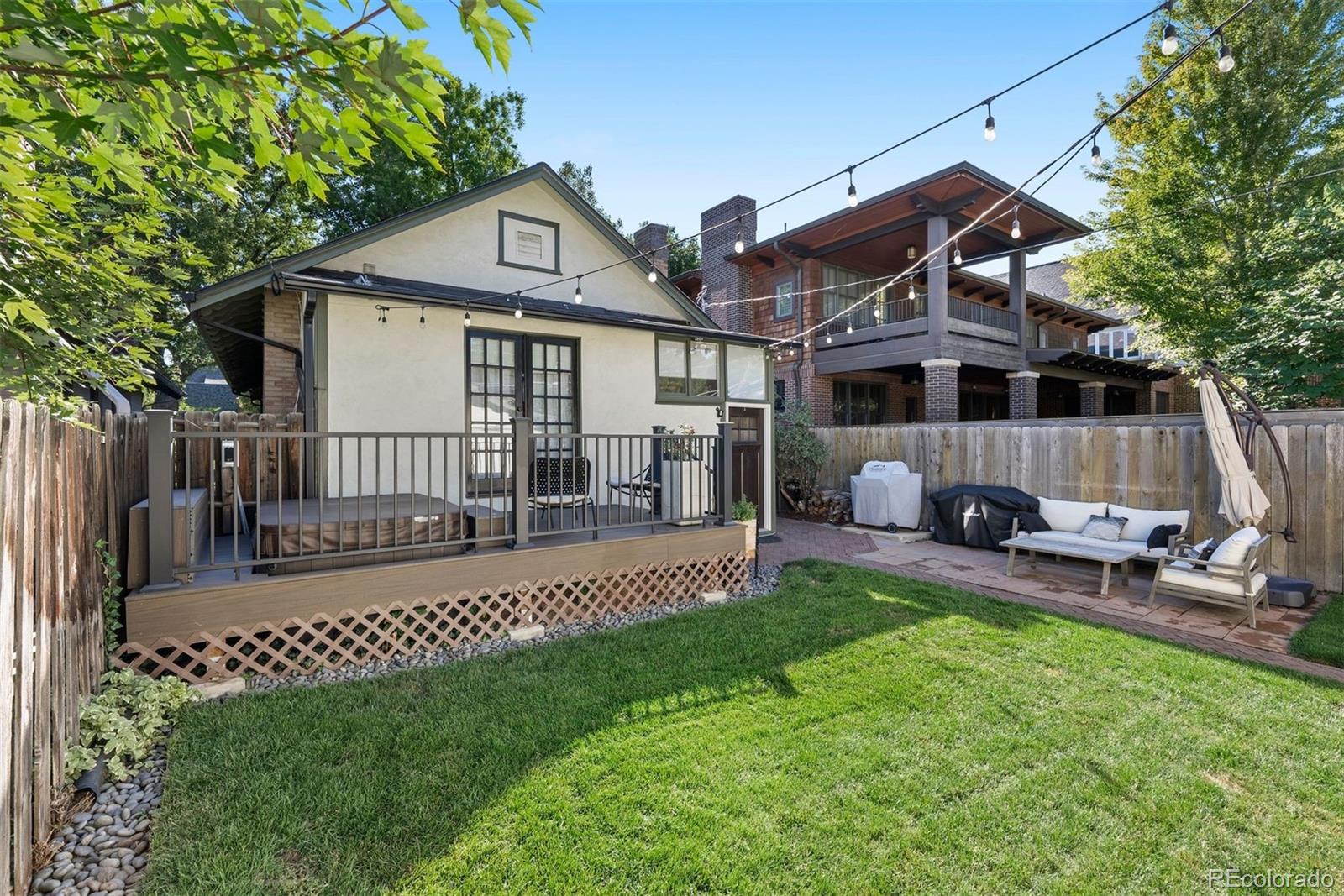 1059 S Williams Street