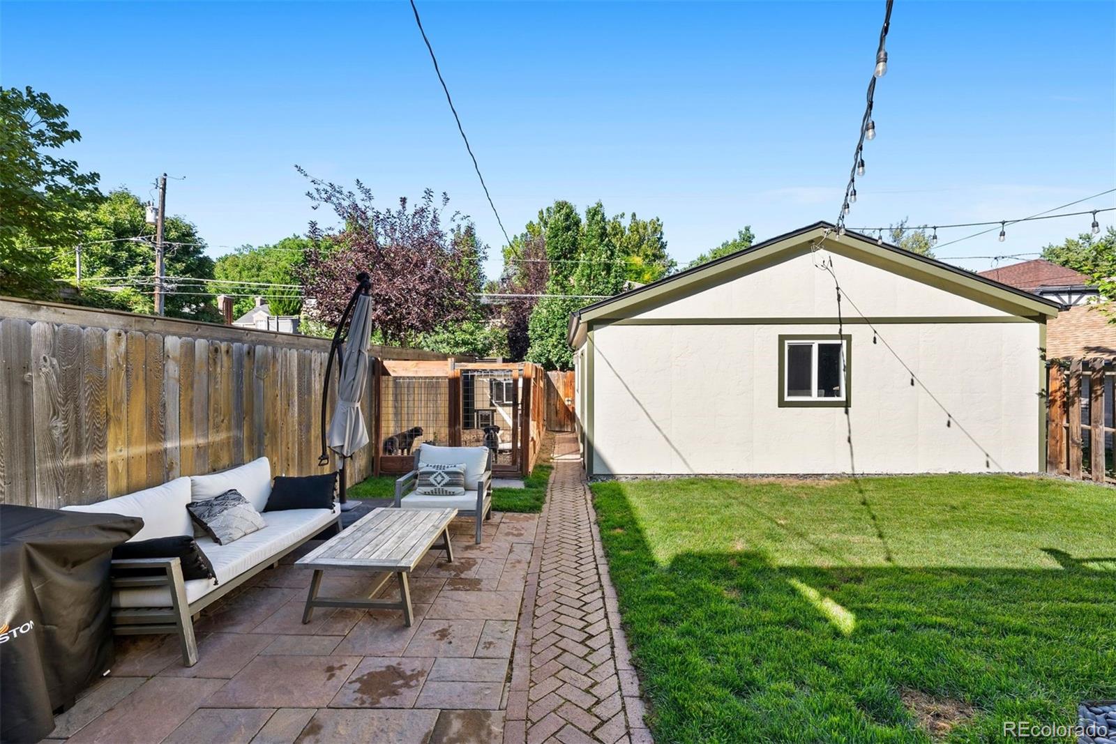 1059 S Williams Street