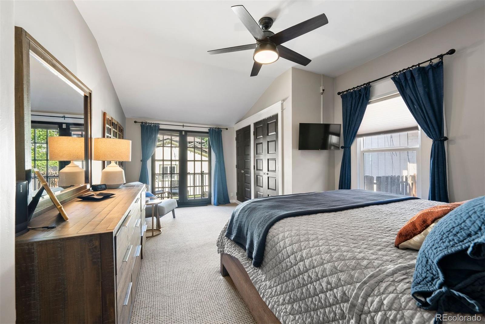 1059 S Williams Street