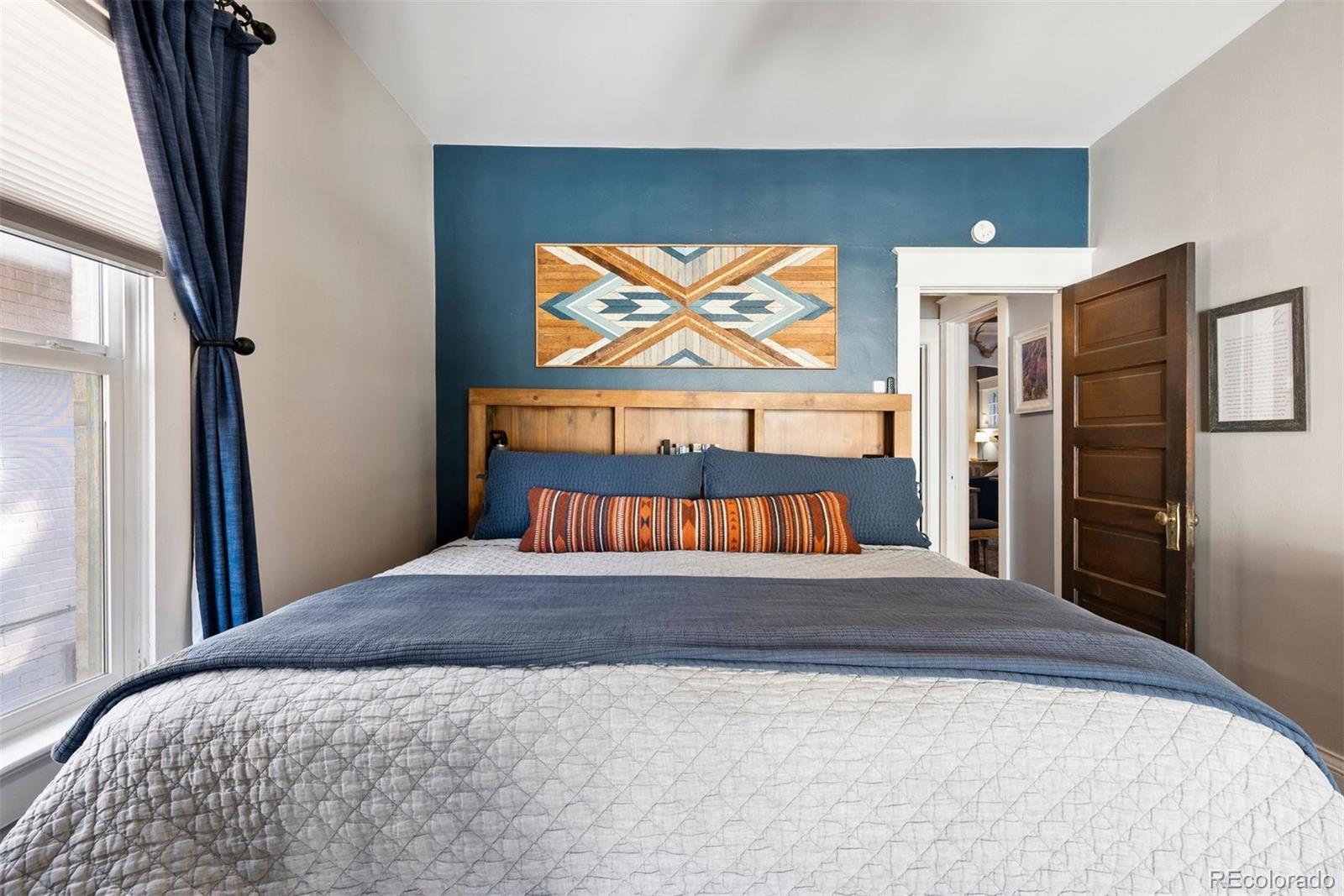 1059 S Williams Street