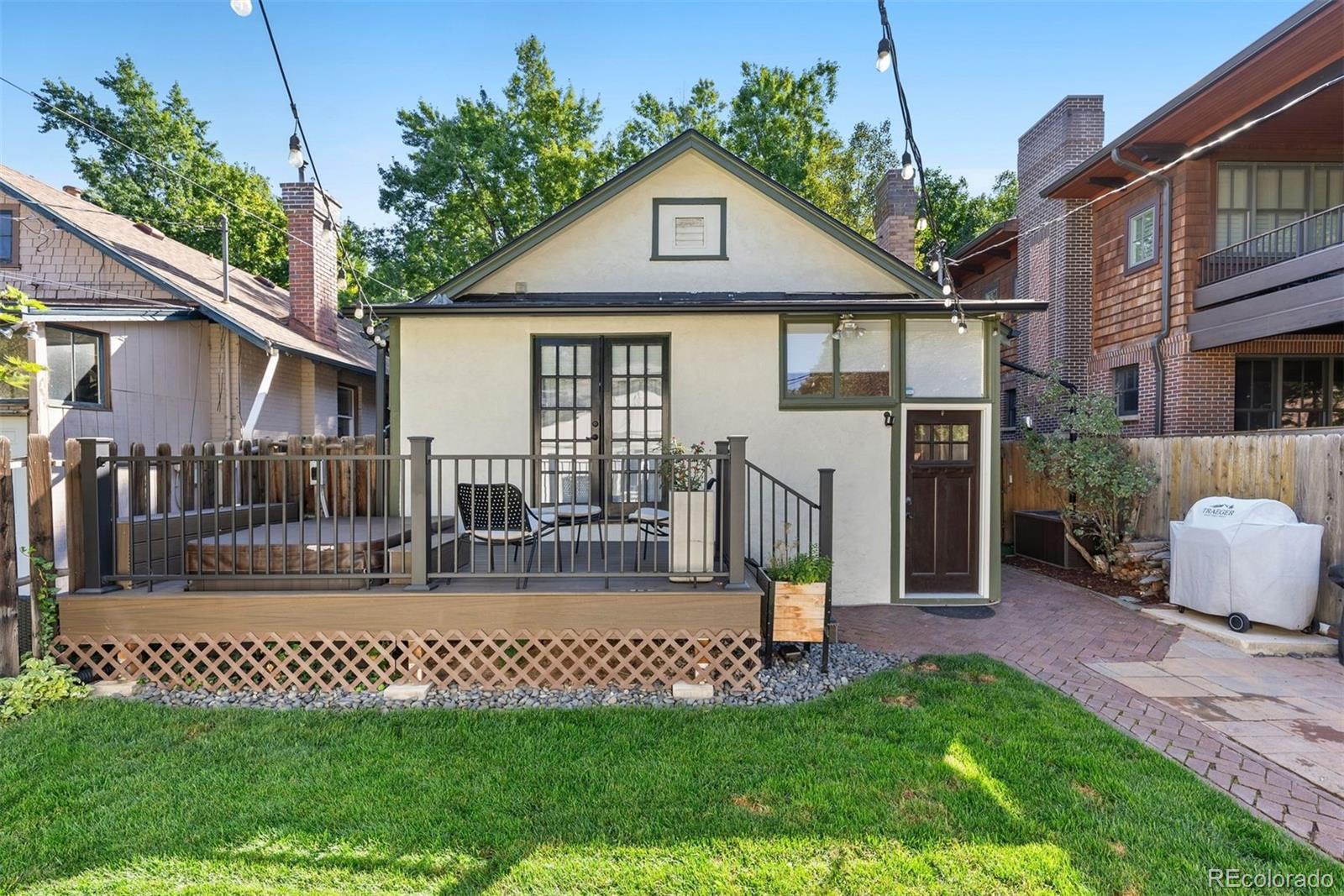 1059 S Williams Street