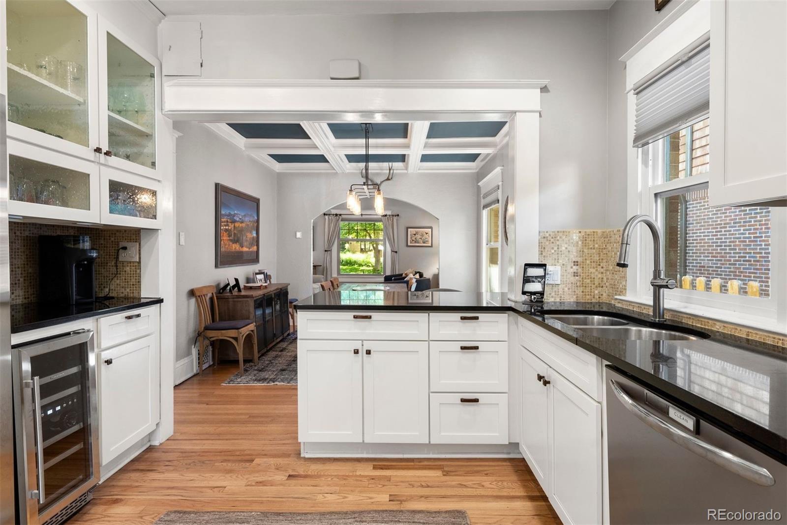 1059 S Williams Street