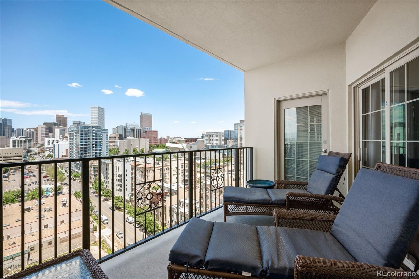 300 W 11th Avenue Unit: 15F