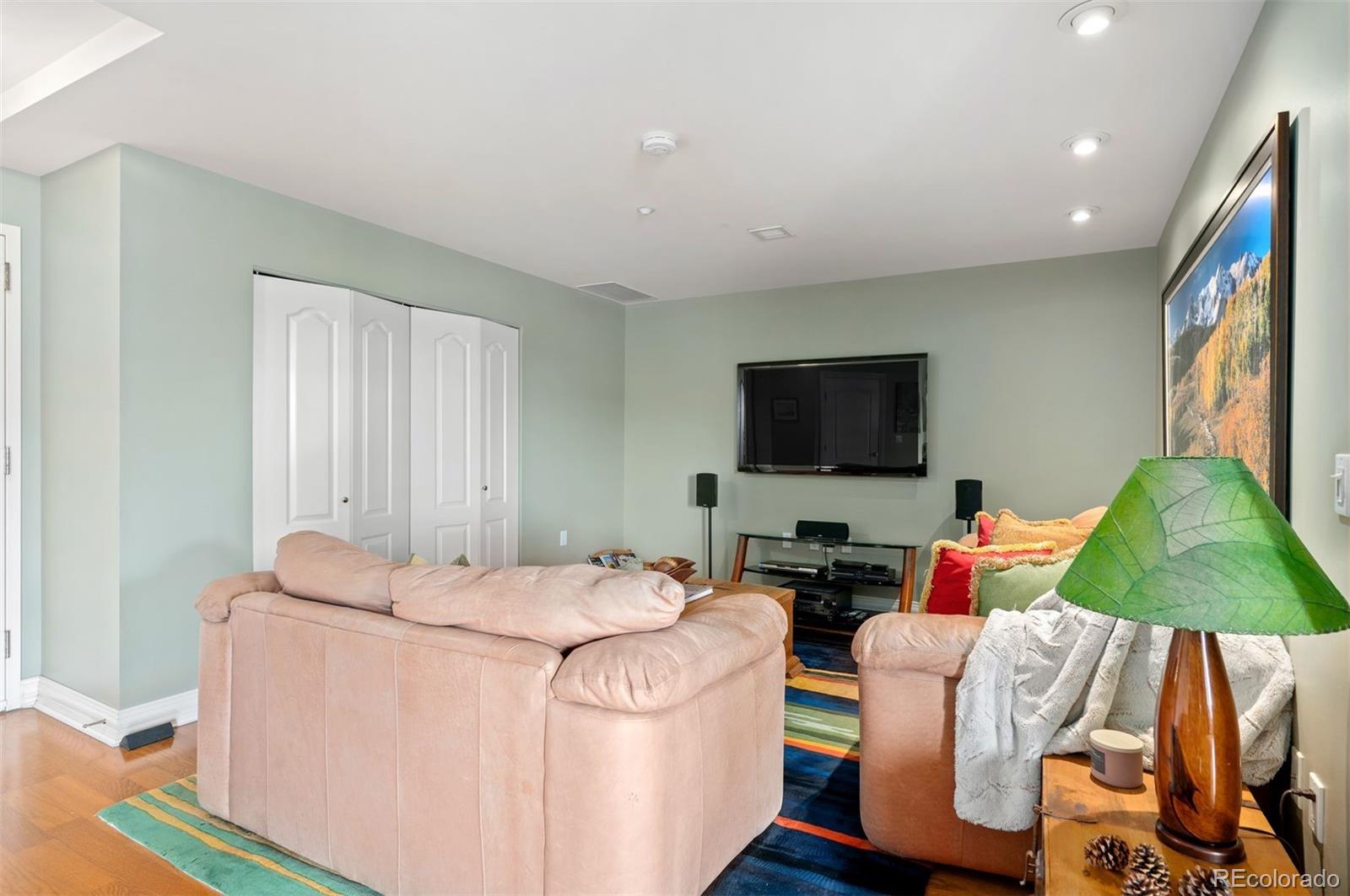 300 W 11th Avenue Unit: 15F
