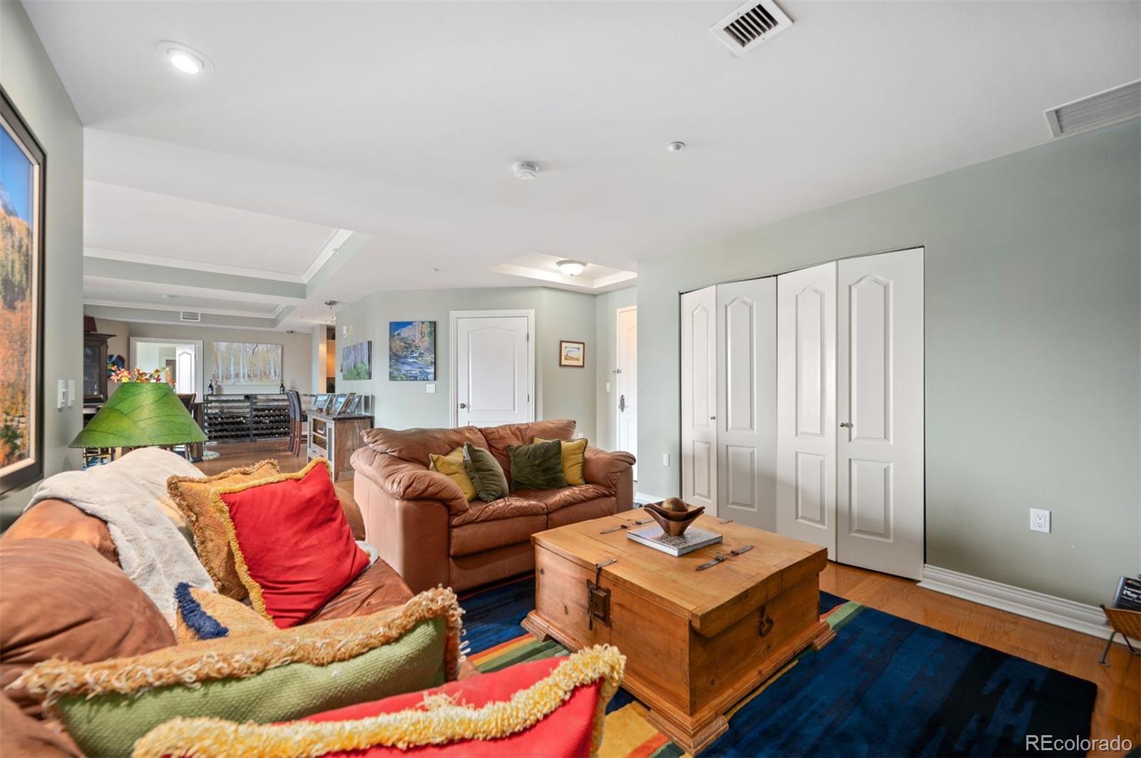 300 W 11th Avenue Unit: 15F