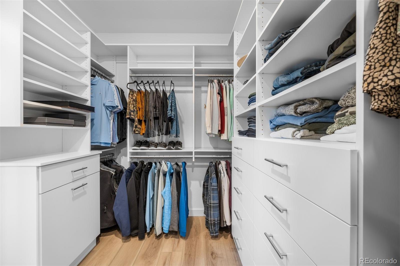 15475 W Columbia Avenue