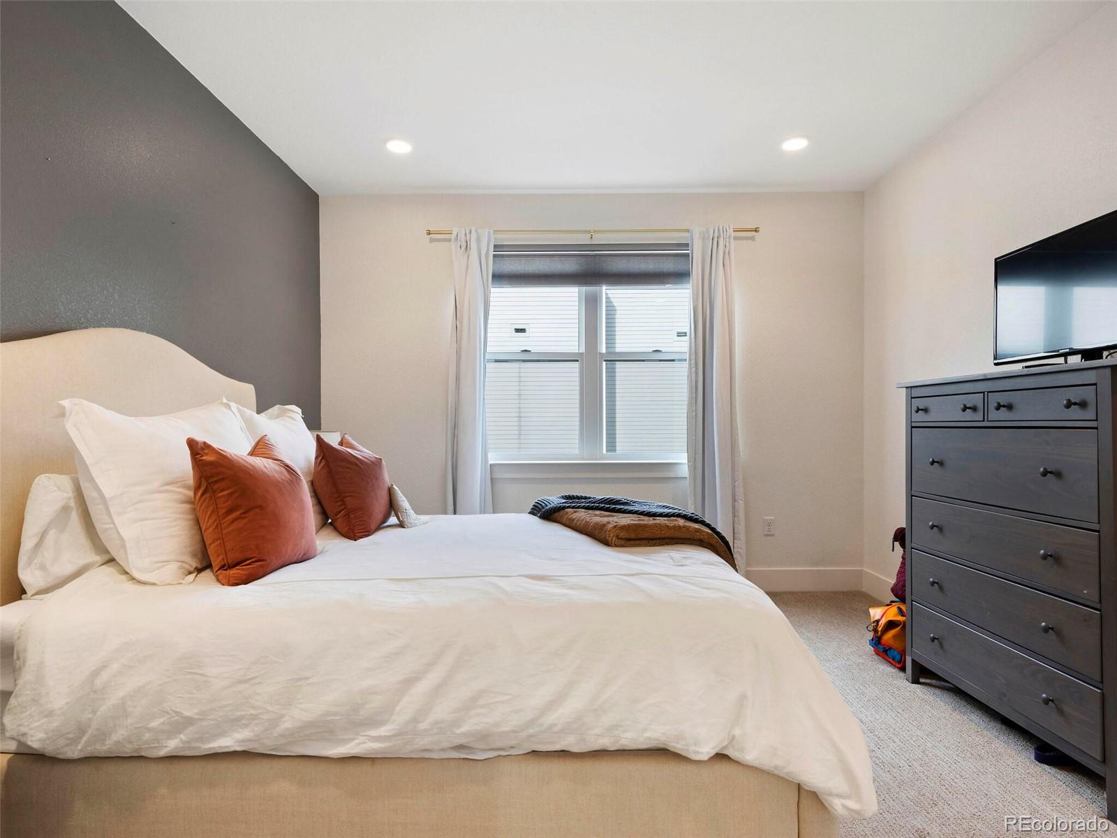 431 E Bayaud Avenue Unit: 315