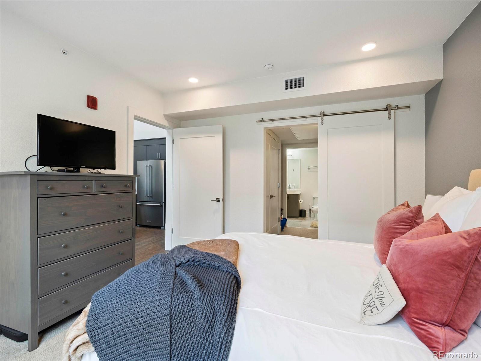 431 E Bayaud Avenue Unit: 315